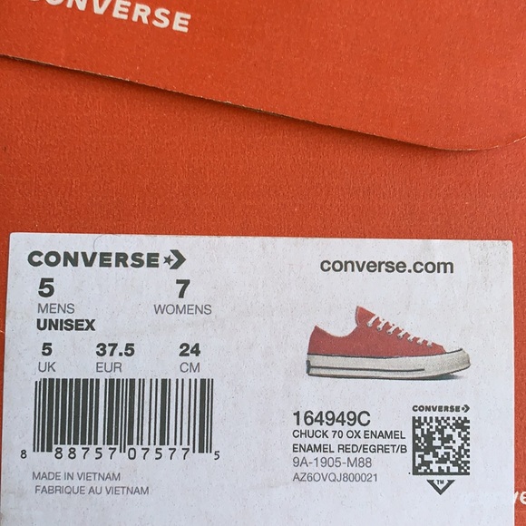 Red Converse - Picture 2 of 4